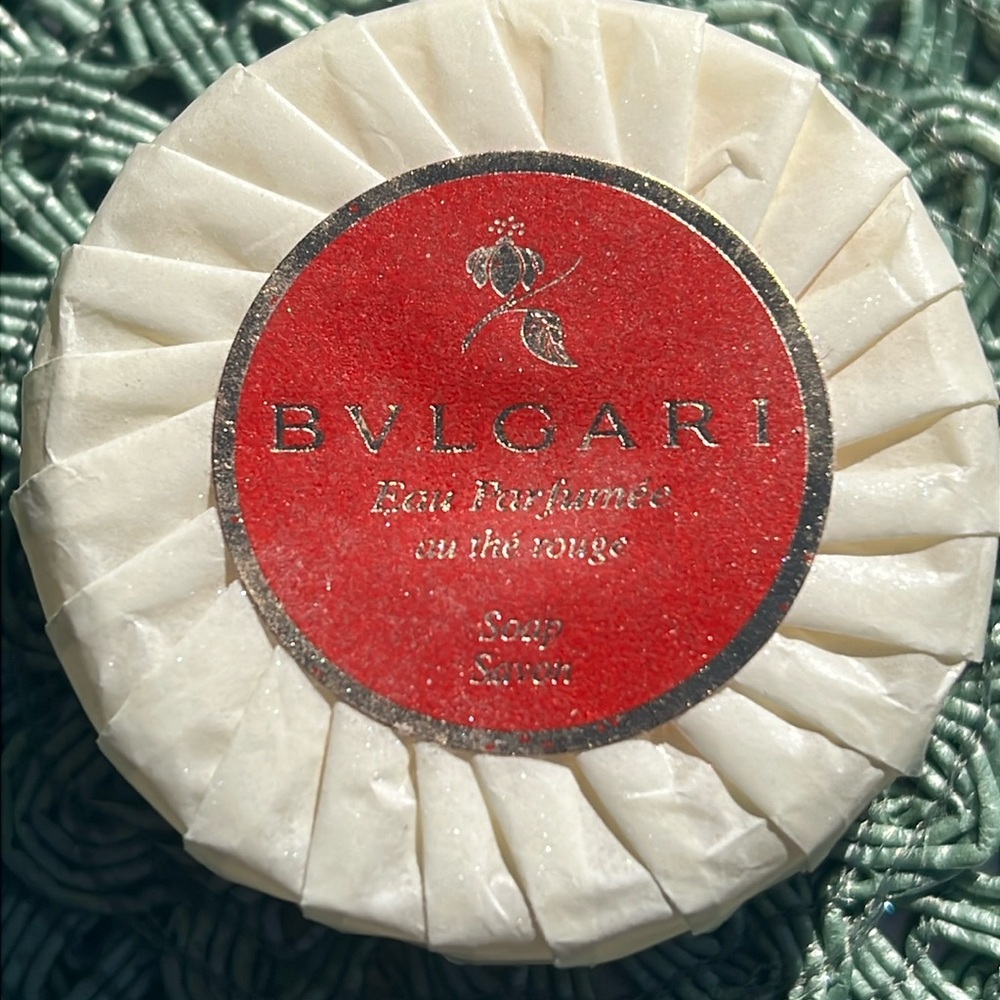 New Bvlgari mini soap Savon - 50 g/ 1.7oz. Beautifully scented